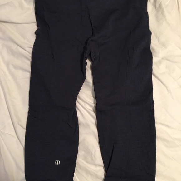 Lululemon Ebb to Street Pant - Picture 3 of 4